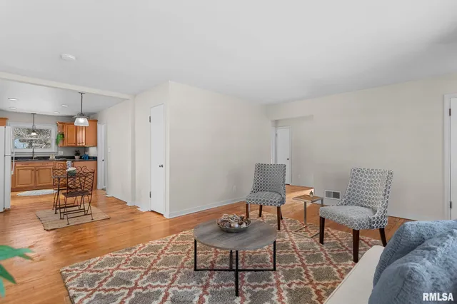 $167,900 | 2308 South Walnut Street, Springfield, IL 62704