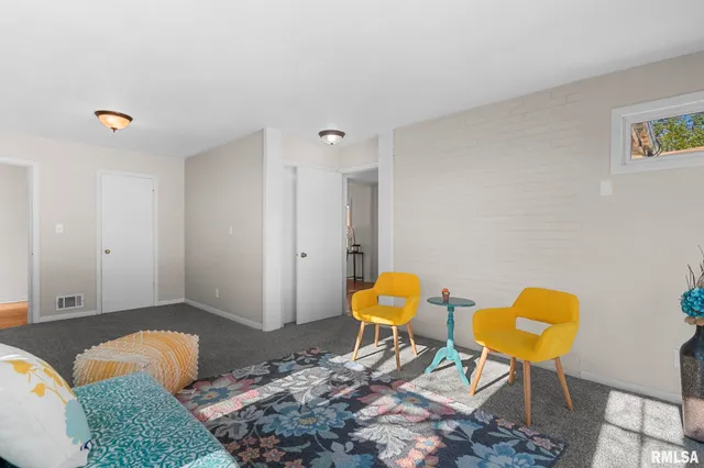 $167,900 | 2308 South Walnut Street, Springfield, IL 62704