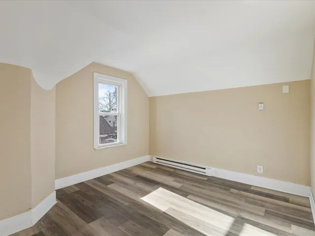 $92,500 | 1004 15th Street, Rockford, IL 61104