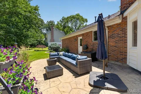 $689,900 | 2416 Powders Mill Drive, Wildwood, MO 63005