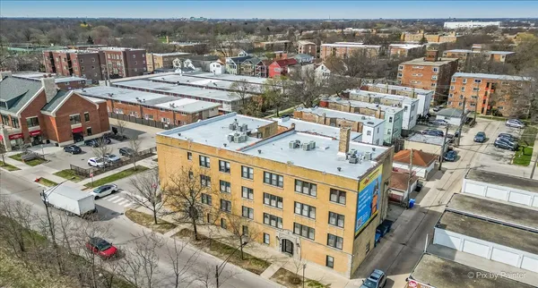 $2,390 | 6146 North Ravenswood Avenue, Unit 2, Chicago, IL 60660