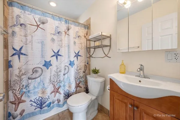 $2,390 | 6146 North Ravenswood Avenue, Unit 2, Chicago, IL 60660