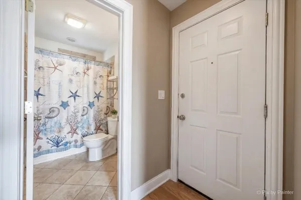 $2,390 | 6146 North Ravenswood Avenue, Unit 2, Chicago, IL 60660