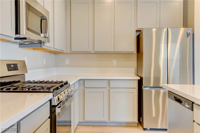 $2,750 | 11840 Pelican Butte Avenue, Las Vegas, NV 89138