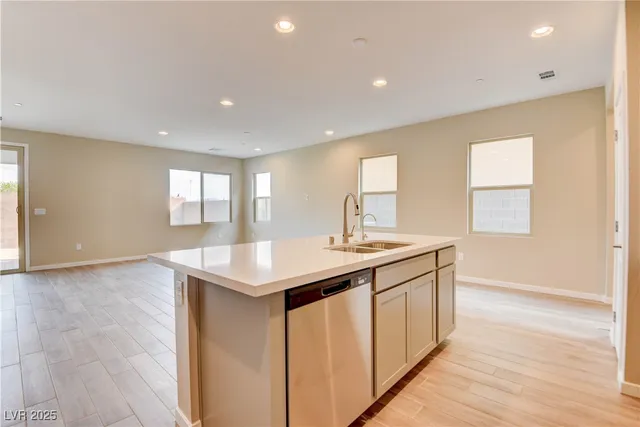 $2,750 | 11840 Pelican Butte Avenue, Las Vegas, NV 89138