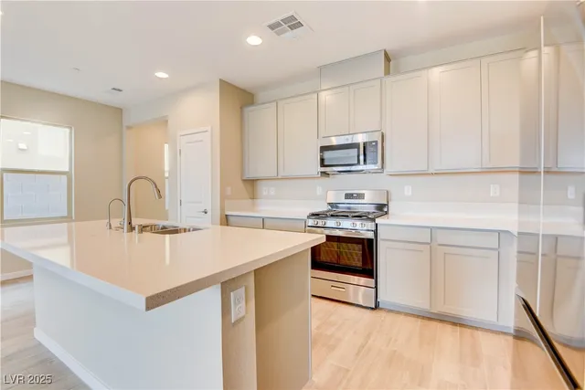 $2,750 | 11840 Pelican Butte Avenue, Las Vegas, NV 89138