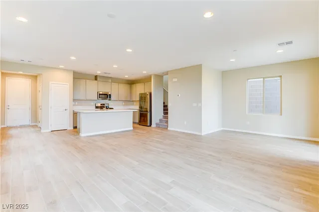 $2,750 | 11840 Pelican Butte Avenue, Las Vegas, NV 89138