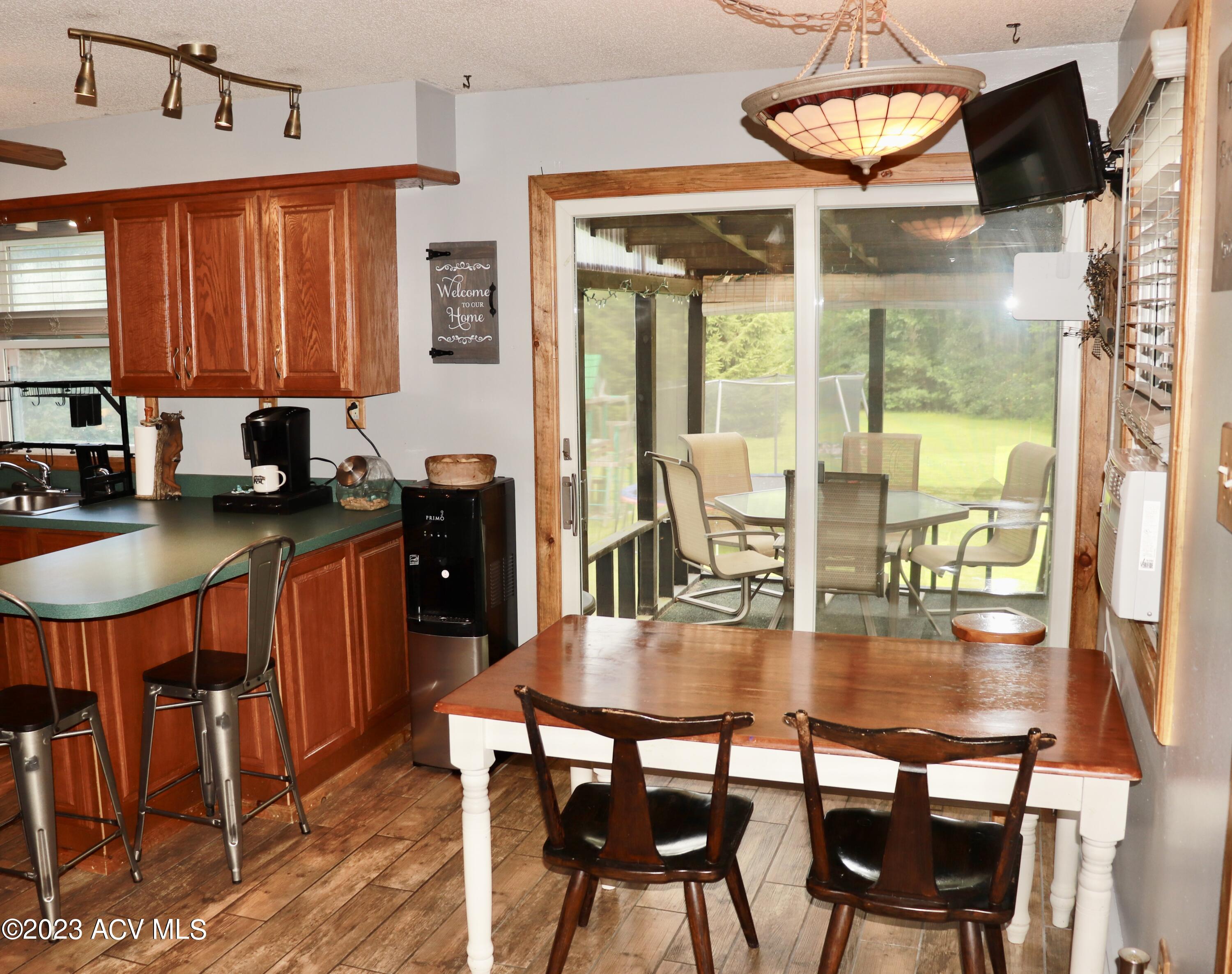 377 Rock Road Peru, NY 12972 - Photo 4 of 22