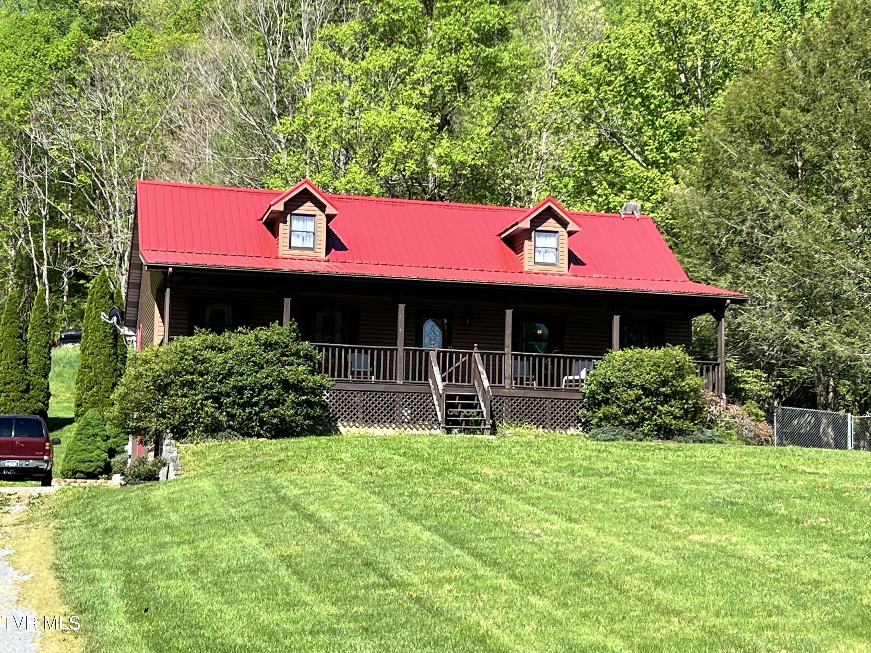 312 Simerly Creek Road Hampton, TN 37658 - Photo 1 of 49 IMG_9634