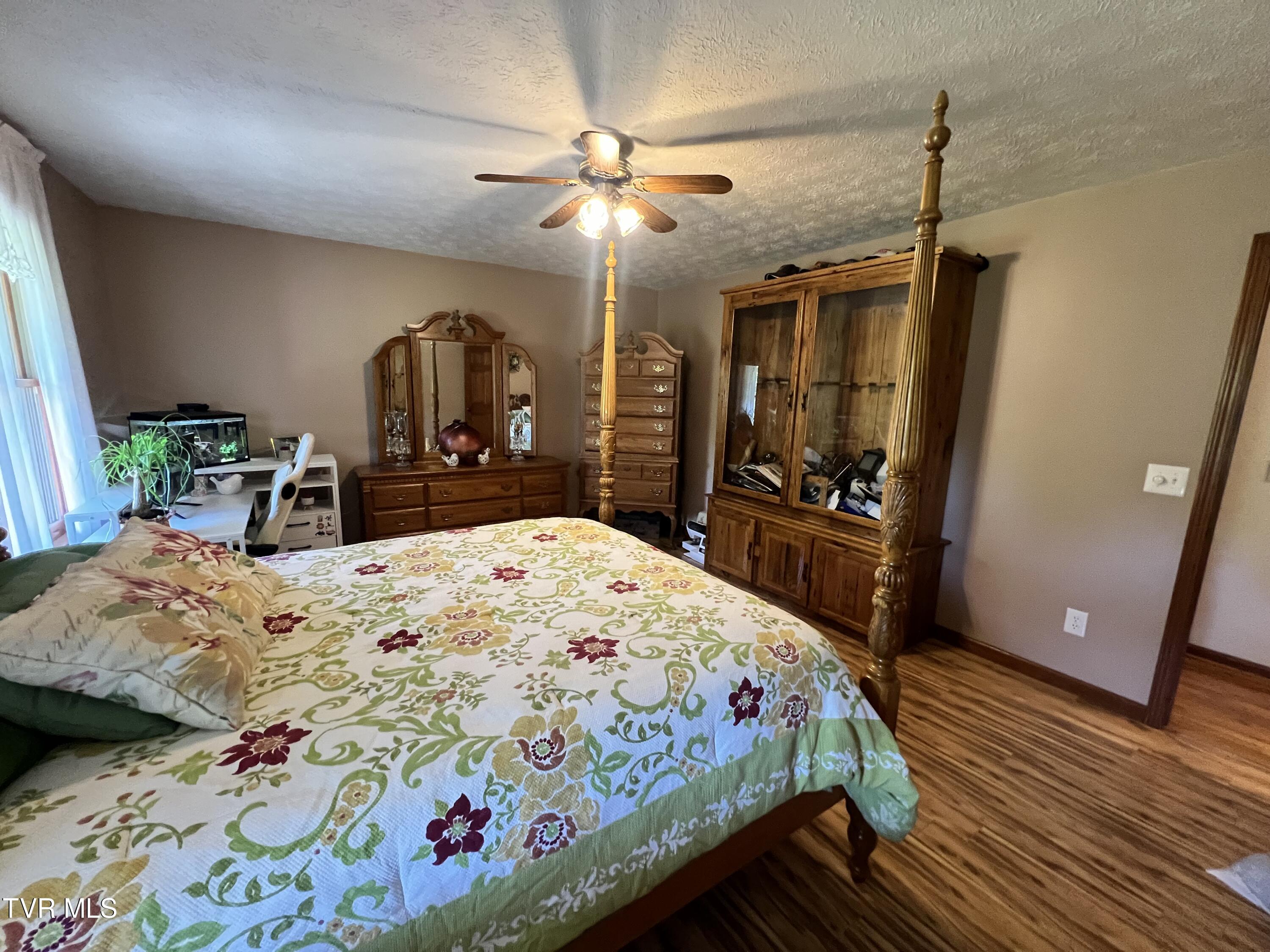 312 Simerly Creek Road Hampton, TN 37658 - Photo 25 of 49 IMG_9597