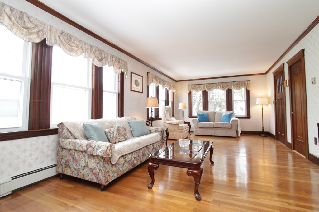 23 Acacia Road Boston, MA 02132 - Photo 2 of 15 Gallery Image 2