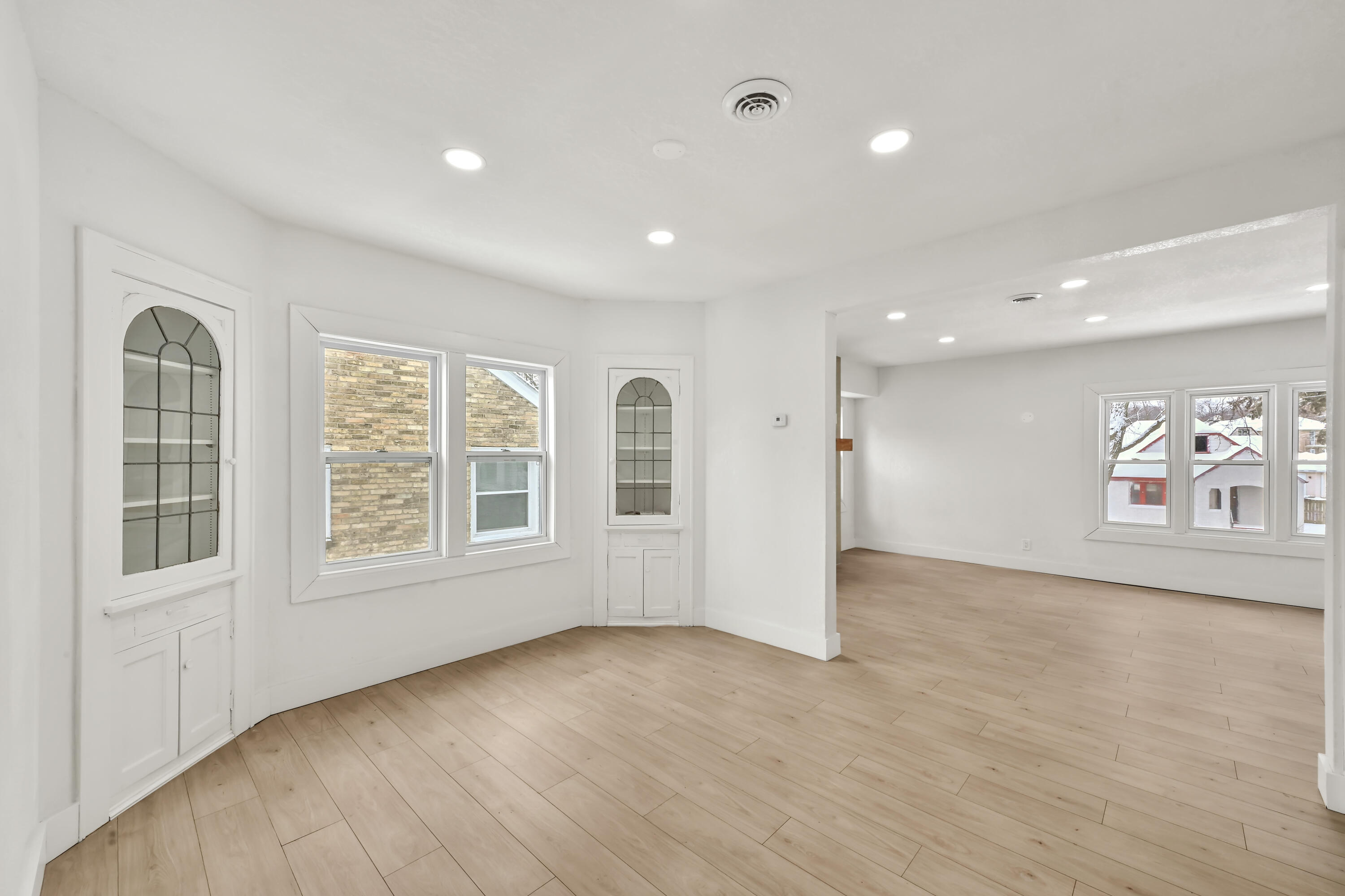 4640 West Scranton Place, Unit 4642 Milwaukee, WI 53216 - Photo 24 of 42 Dining Room - Upper