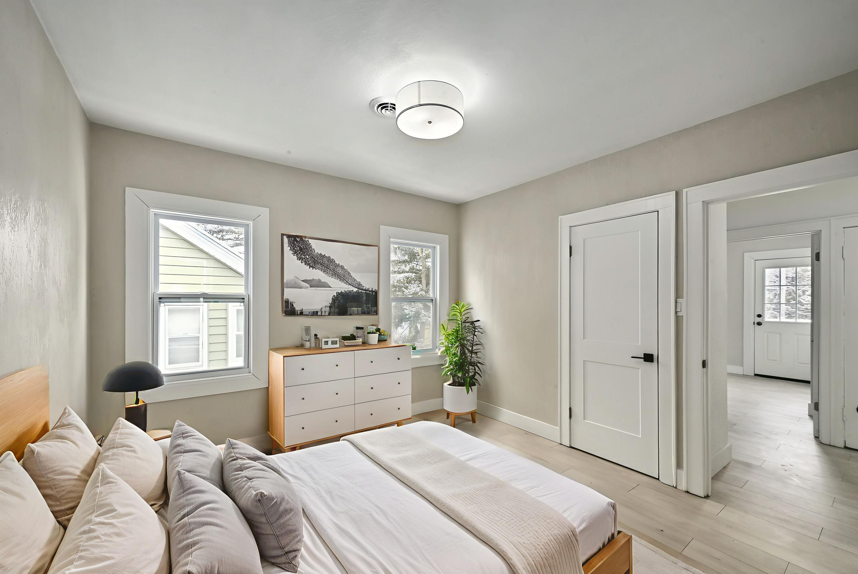 4640 West Scranton Place, Unit 4642 Milwaukee, WI 53216 - Photo 32 of 42 Digitally Staged