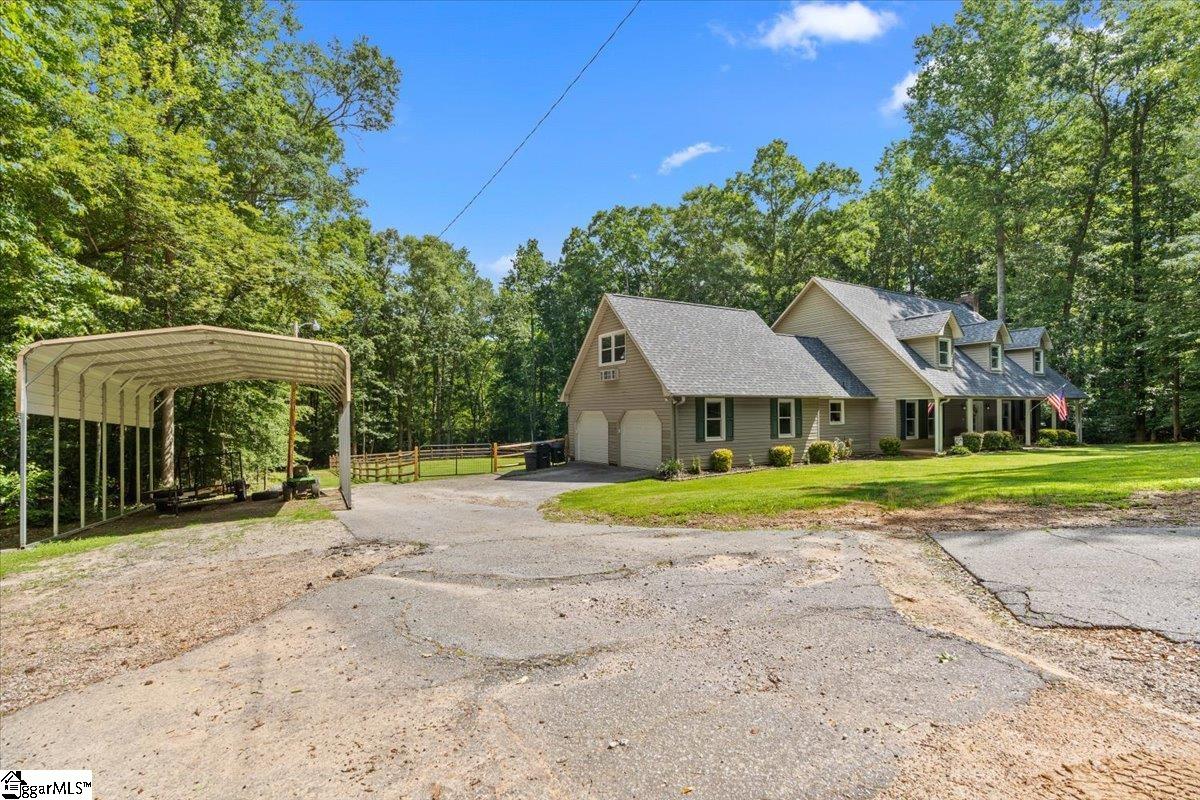 520 Tracy Trail Greer, SC 29651 - Photo 3 of 29