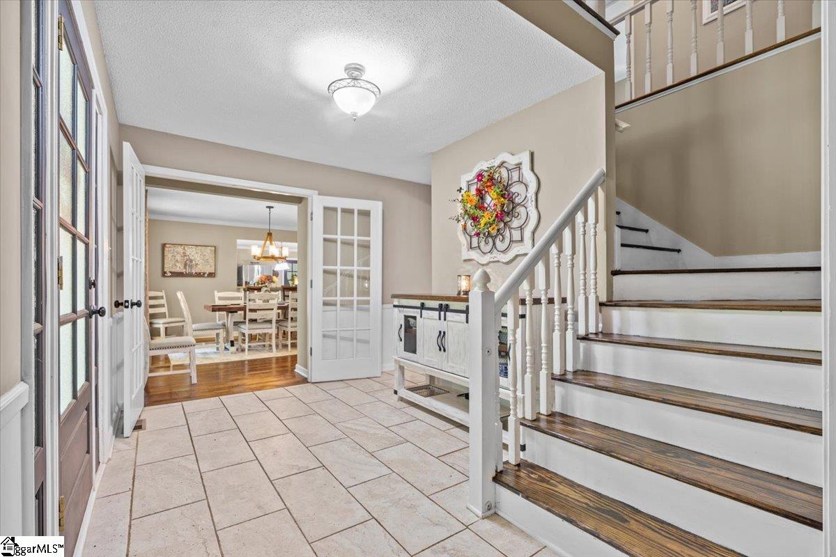 520 Tracy Trail Greer, SC 29651 - Photo 5 of 29