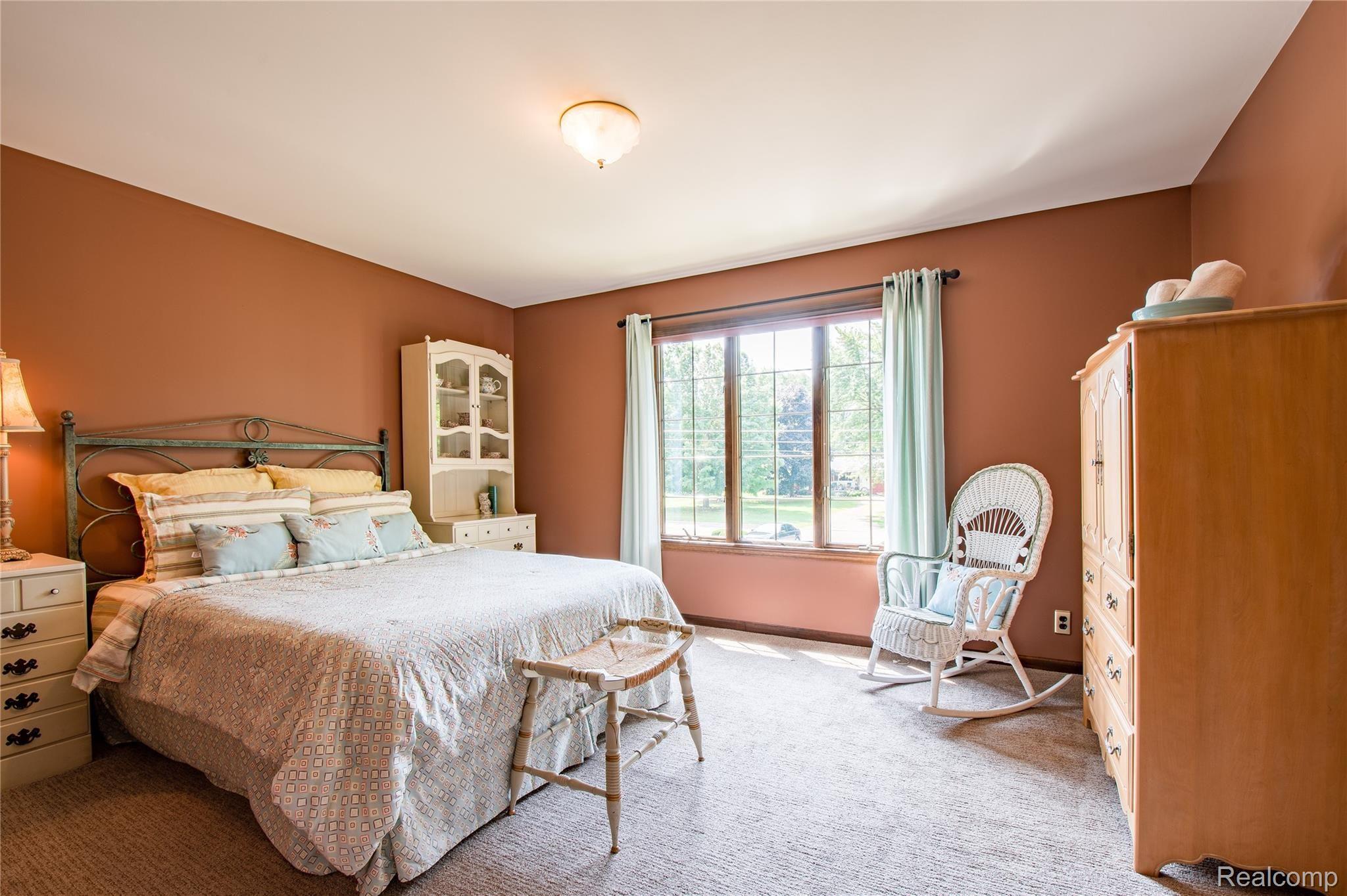 319 East Rolston Road Linden, MI 48451 - Photo 29 of 46 319 Rolston Rd HDR9.jpg