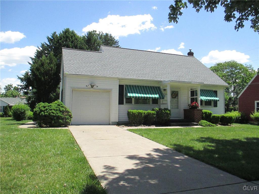 2924 Cornwall Road Bethlehem, PA 18017 - Photo 1 of 27 Gallery Image 1