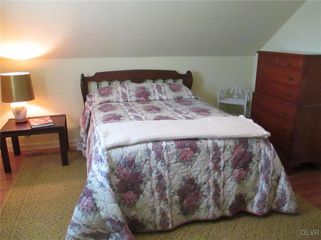 2924 Cornwall Road Bethlehem, PA 18017 - Photo 18 of 27 Gallery Image 18