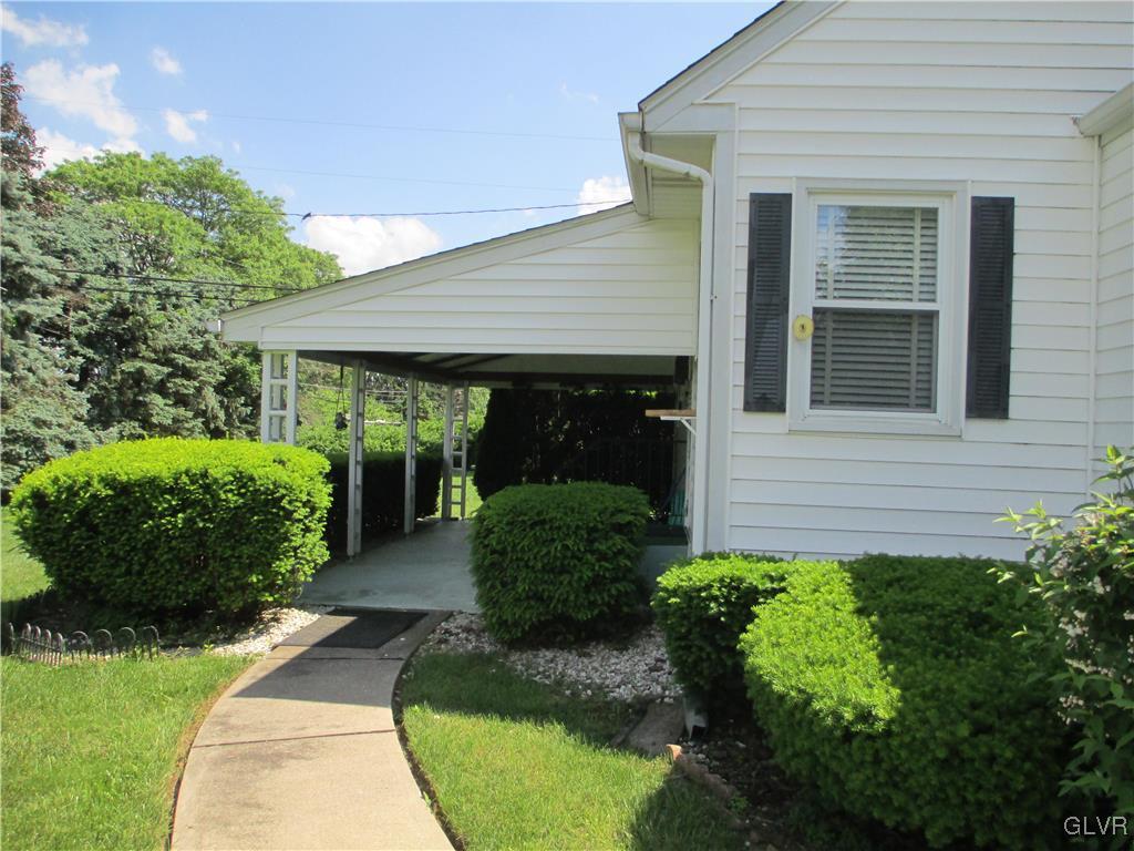 2924 Cornwall Road Bethlehem, PA 18017 - Photo 8 of 27 Gallery Image 8