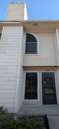 $105,000 | 3919 Fairmont Parkway, Unit 113, Pasadena, TX 77504