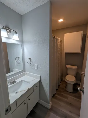 $105,000 | 3919 Fairmont Parkway, Unit 113, Pasadena, TX 77504