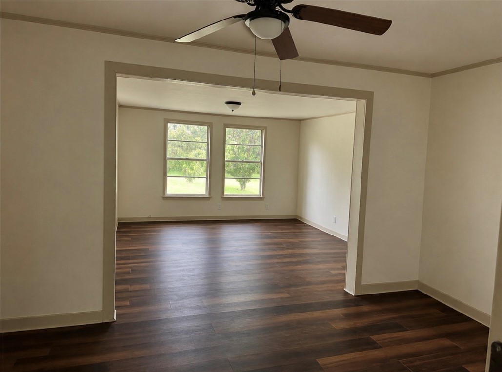 215 West Heard Street Refugio, TX 78377 - Photo 20 of 26