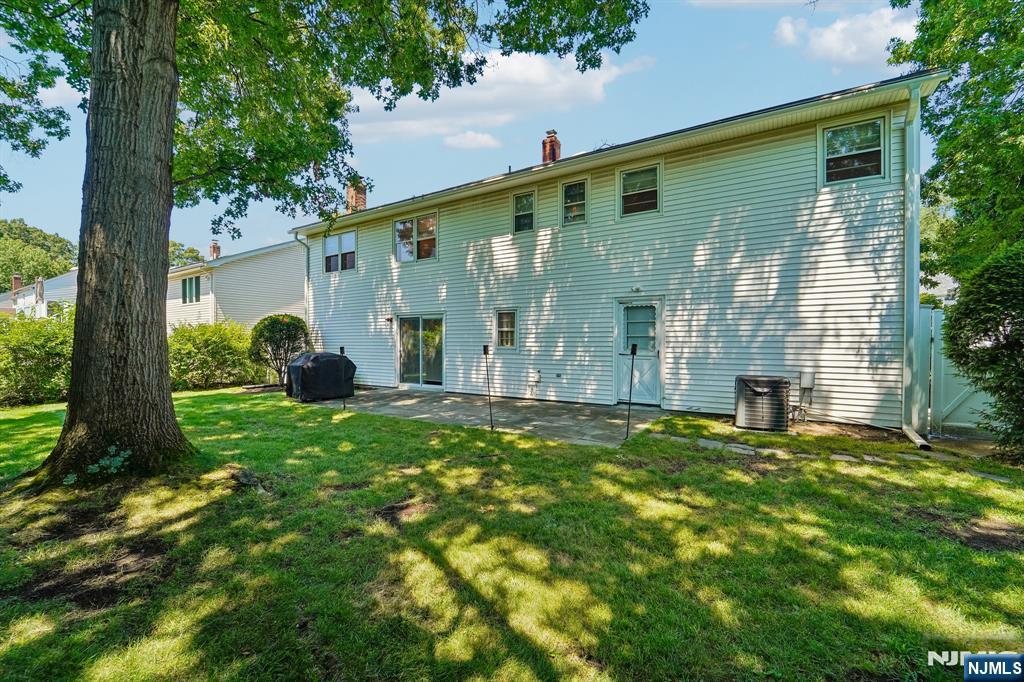 41-57 Rys Terrace Fair Lawn, NJ 07410 - Photo 31 of 32