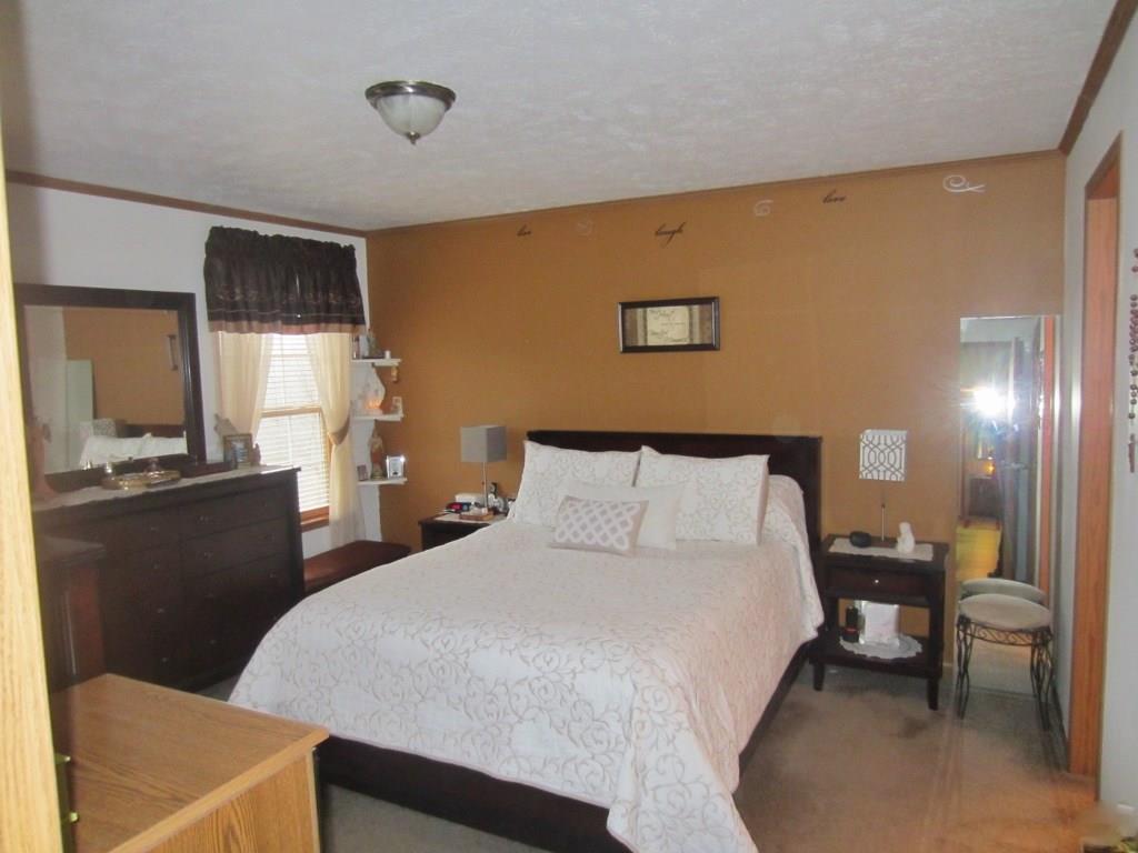 663 Center Road Plum, PA 15239 - Photo 11 of 25 Gallery Image 11