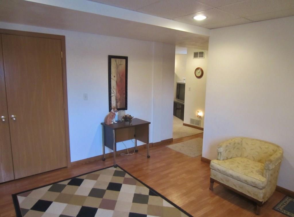 663 Center Road Plum, PA 15239 - Photo 19 of 25 Gallery Image 19