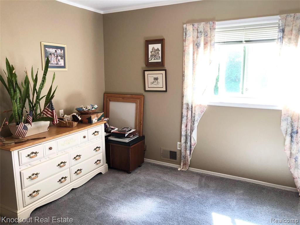 7076 Center Road Mayville, MI 48744 - Photo 12 of 33