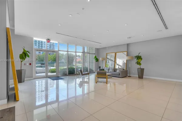 $2,500 | 321 Northeast 26th Street, Unit 605, Miami, FL 33137