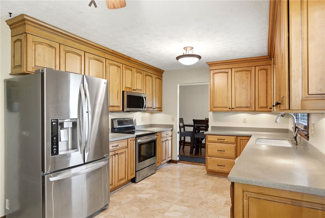 2395 Clark Run Road Xenia, OH 45385 - Photo 18 of 74