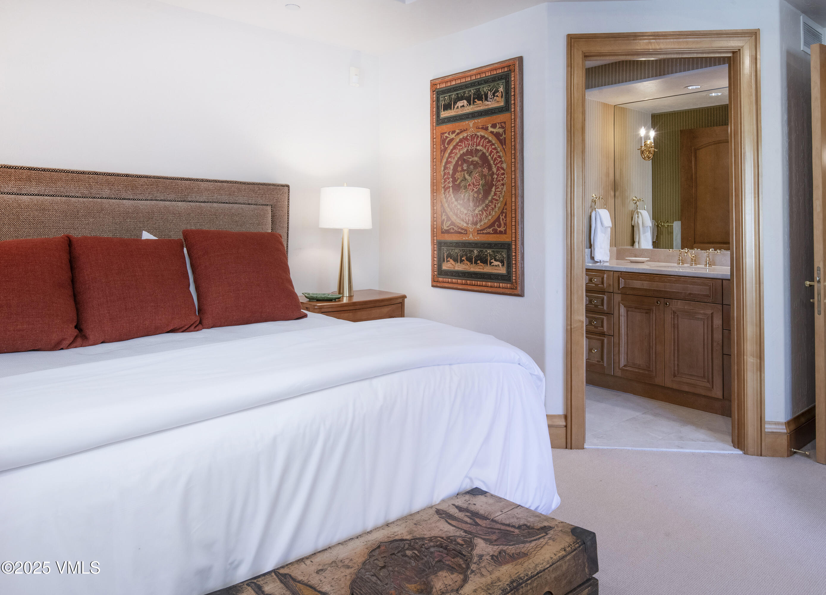 458 Vail Valley Drive, Unit R6 Vail, CO 81657 - Photo 16 of 47 Bedroom with on-suite Bath