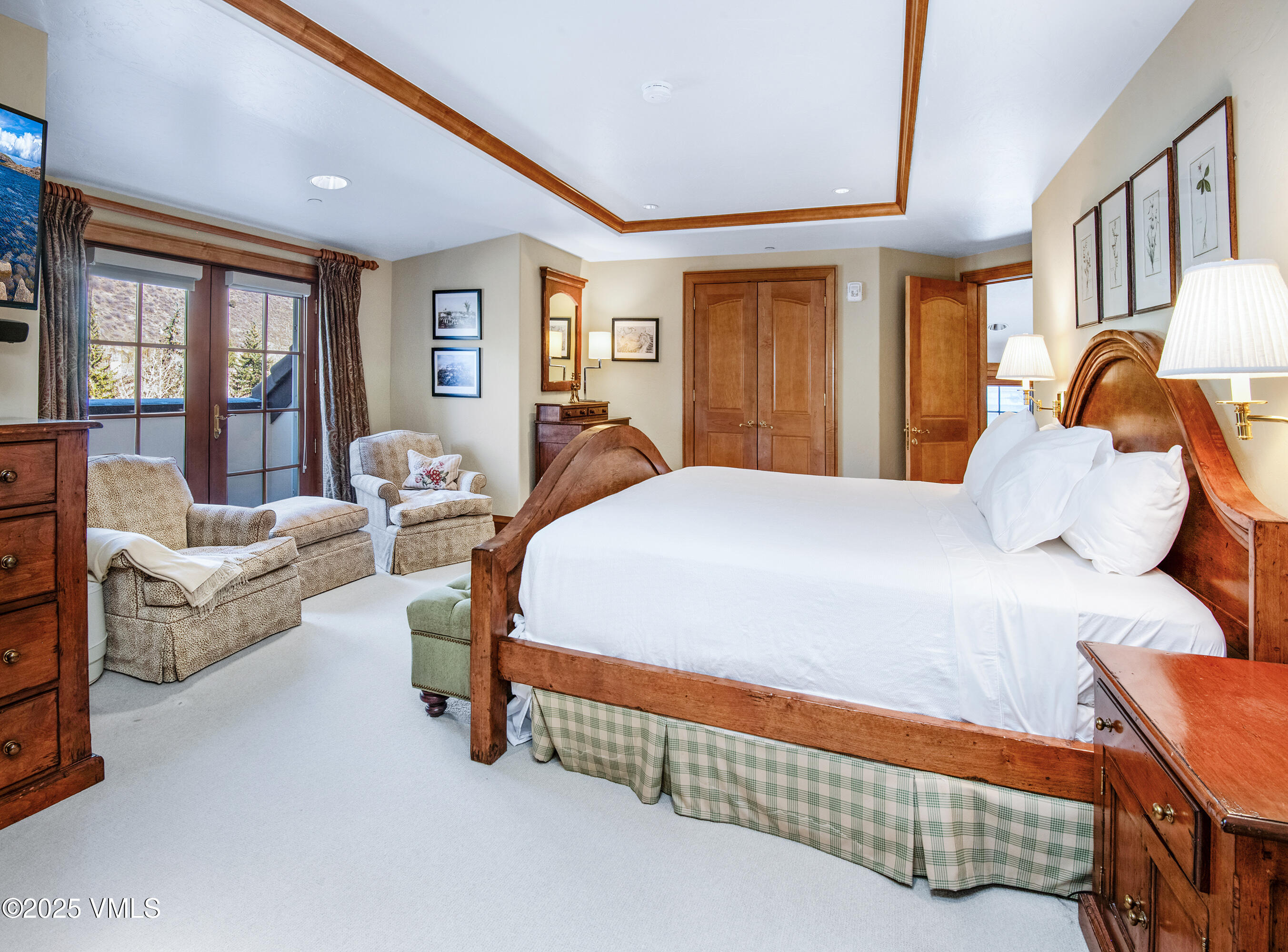 458 Vail Valley Drive, Unit R6 Vail, CO 81657 - Photo 26 of 47 Primary Bedroom