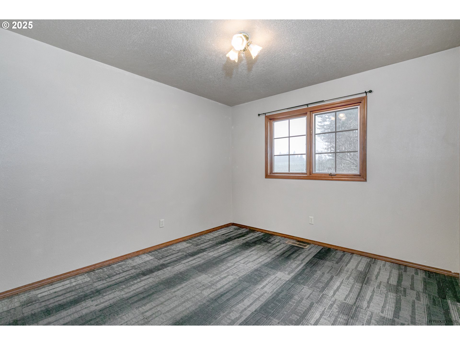 25391 South Holman Road Estacada, OR 97023 - Photo 19 of 47 Gallery Image 19