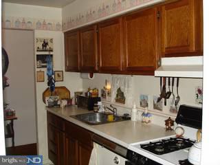131-4 Echelon Road Voorhees, NJ 08043 - Photo 3 of 5