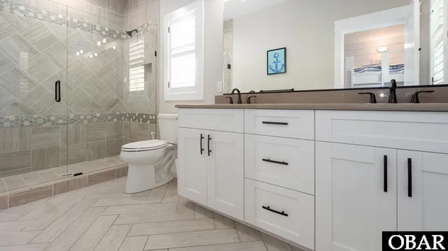 $6,149,000 | 909 Lighthouse Drive, Unit 8, Corolla, NC 27927