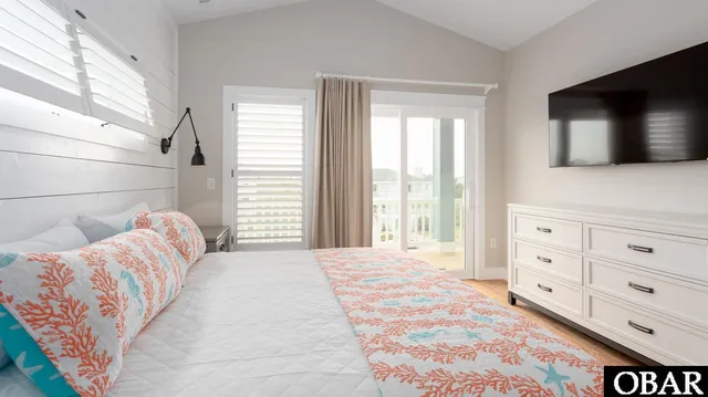 $6,149,000 | 909 Lighthouse Drive, Unit 8, Corolla, NC 27927