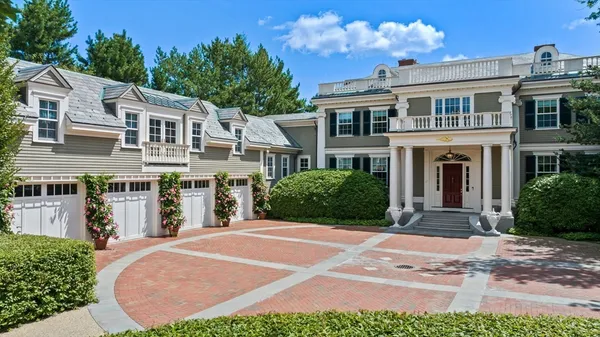 $15,000,000 | 17 Crowninshield Road, Marblehead, MA 01945