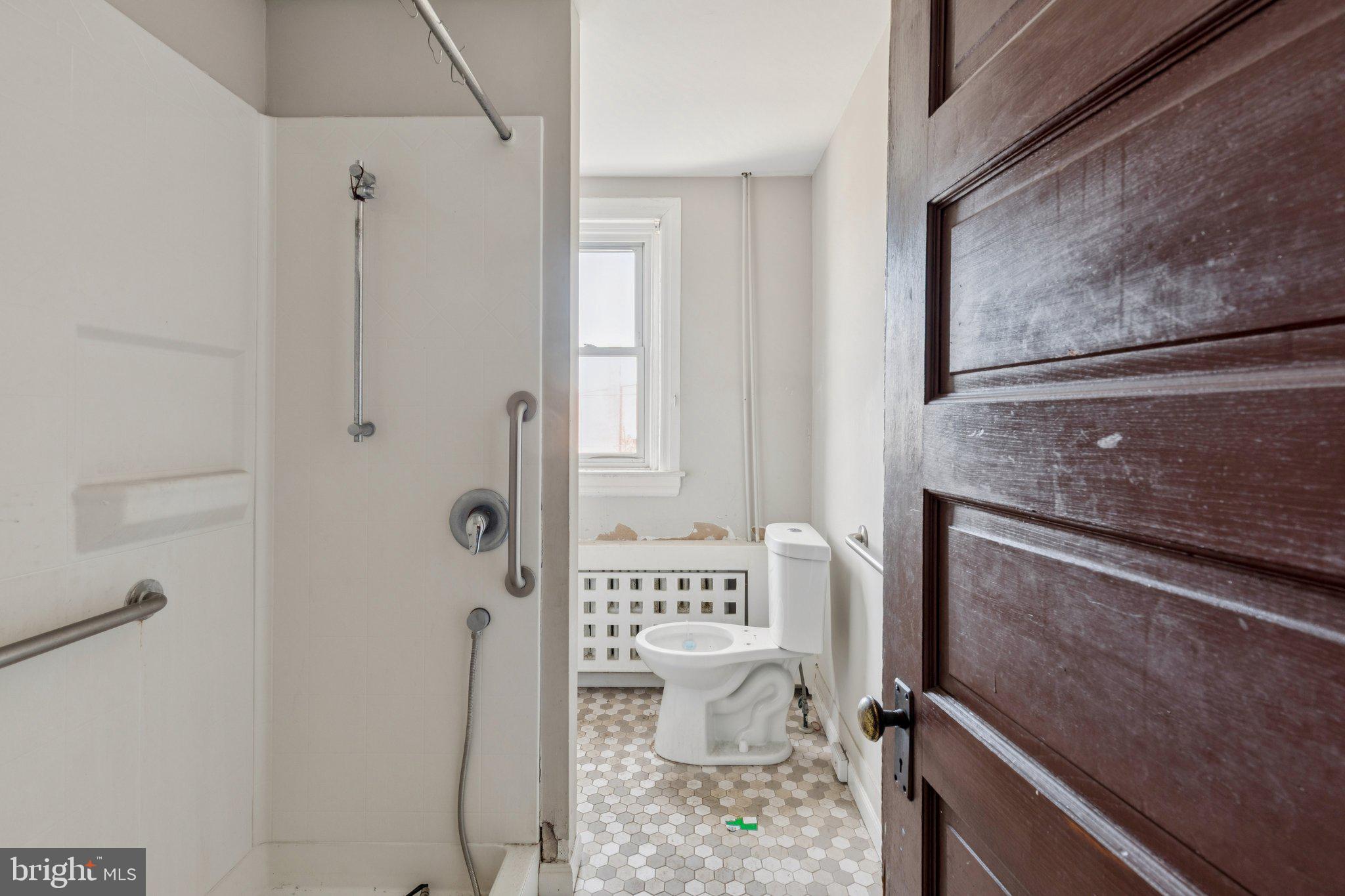 925 Kerlin Street Chester, PA 19013 - Photo 24 of 39