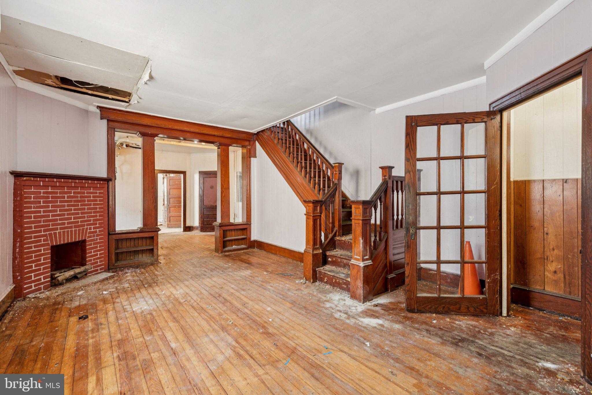 925 Kerlin Street Chester, PA 19013 - Photo 6 of 39