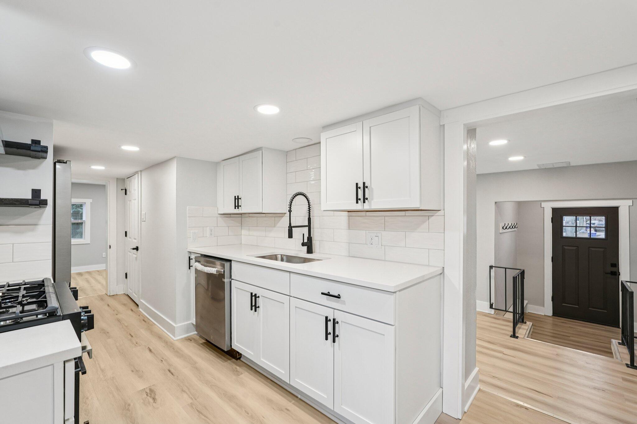 1308 69th Street Kenosha, WI 53143 - Photo 18 of 43 18-web-or-mls-69th St-S0204-018