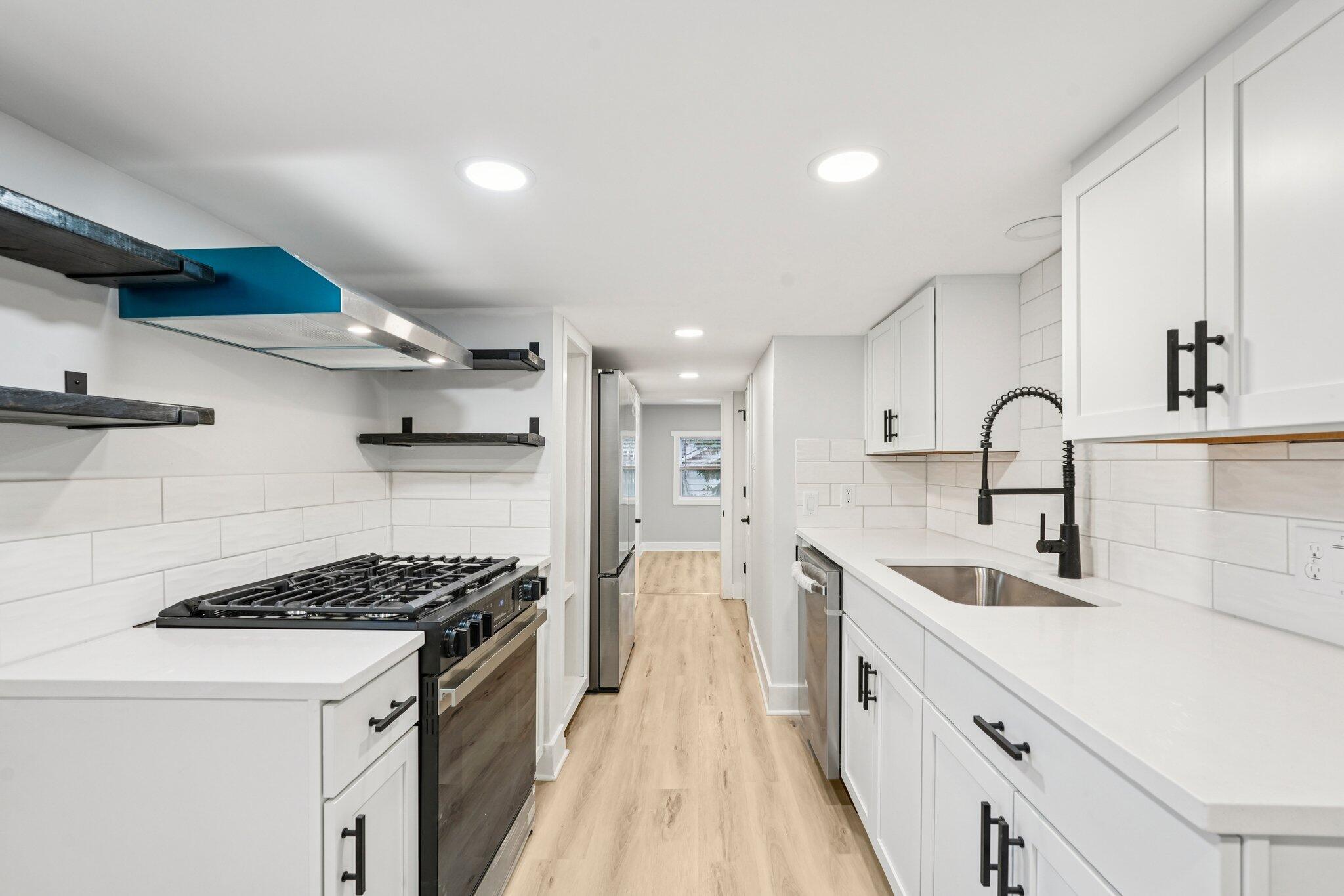 1308 69th Street Kenosha, WI 53143 - Photo 19 of 43 19-web-or-mls-69th St-S0204-019