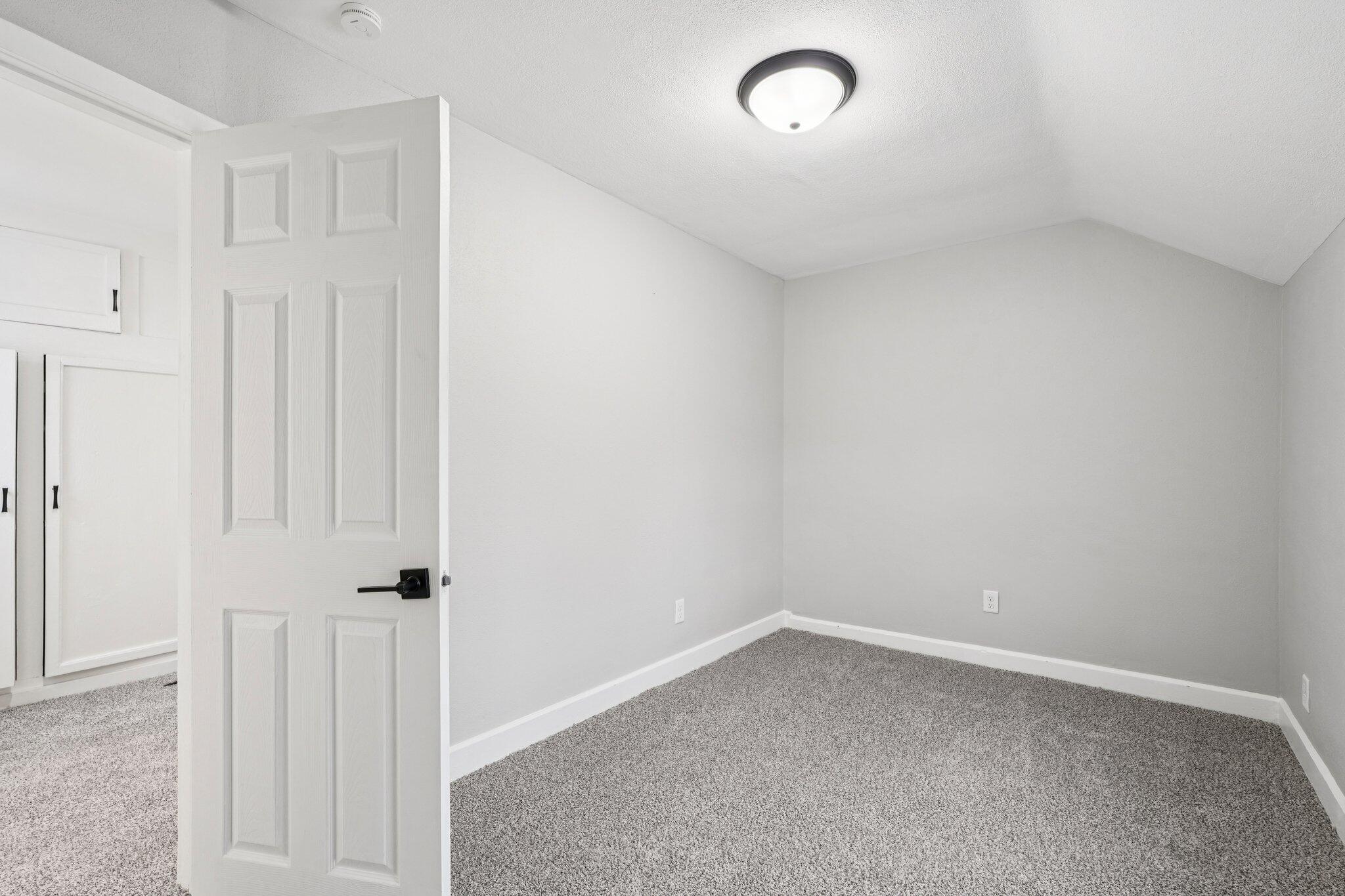 1308 69th Street Kenosha, WI 53143 - Photo 22 of 43 22-web-or-mls-69th St-S0204-022