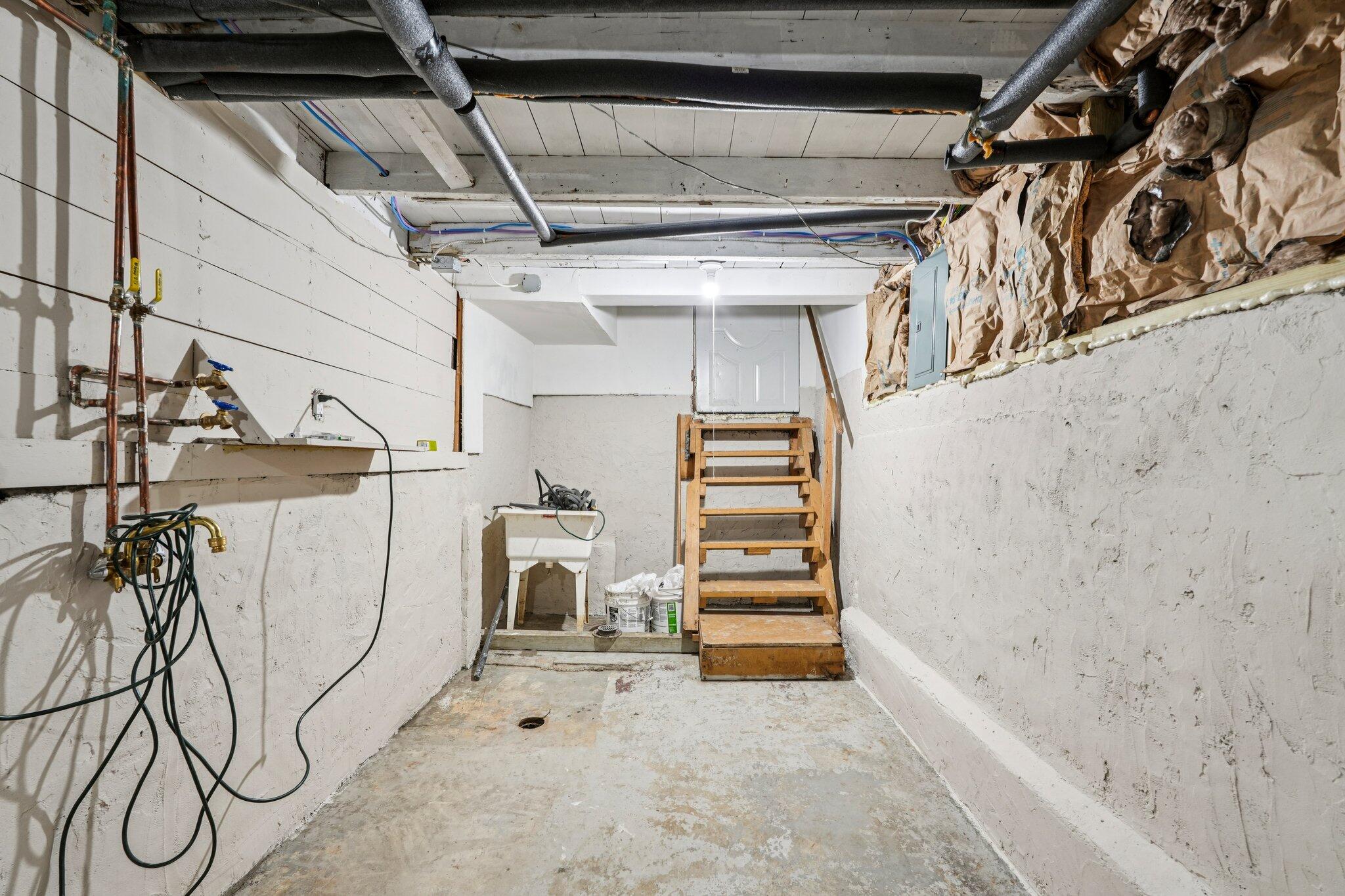 1308 69th Street Kenosha, WI 53143 - Photo 35 of 43 35-web-or-mls-69th St-S0204-035