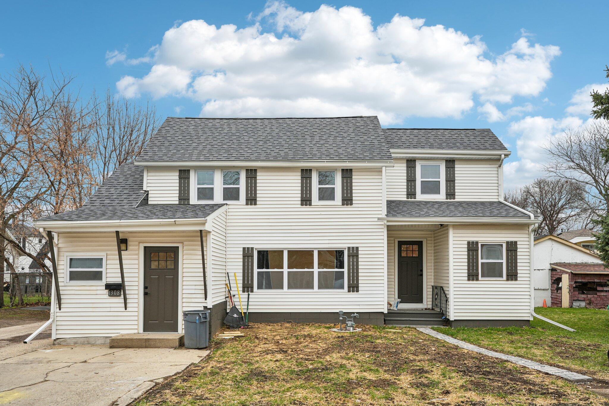 1308 69th Street Kenosha, WI 53143 - Photo 5 of 43 5-web-or-mls-69th St-S0204-005