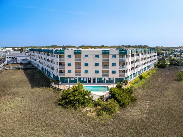 $490,000 | 3701 Docksite Road, Unit 302, Edisto Beach, SC 29438
