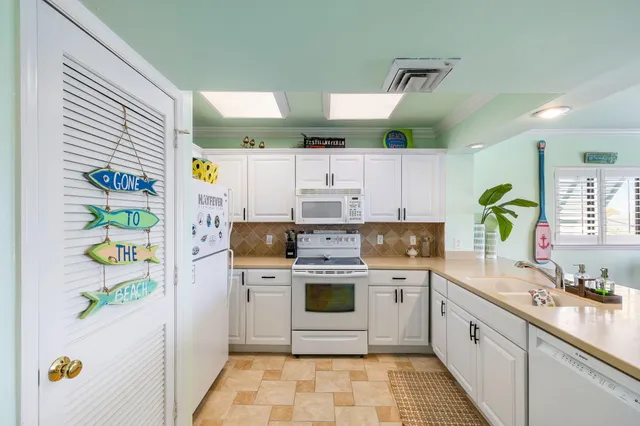 $490,000 | 3701 Docksite Road, Unit 302, Edisto Beach, SC 29438