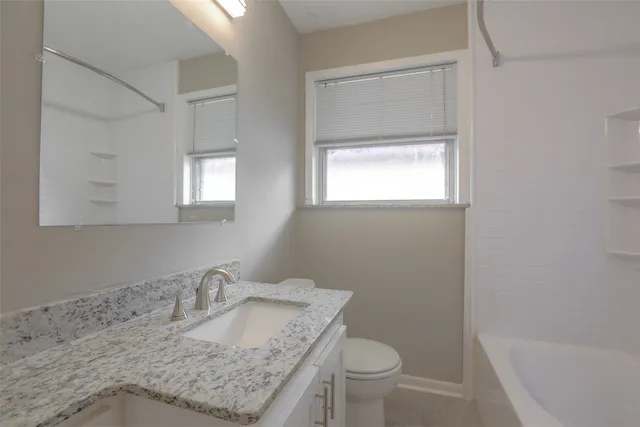 $2,600 | 6231 Wynnwood Lane, Houston, TX 77008