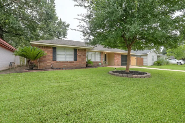 $2,600 | 6231 Wynnwood Lane, Houston, TX 77008